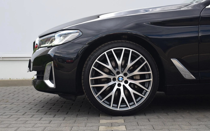 BMW Seria 5 cena 254900 przebieg: 32200, rok produkcji 2023 z Żerków małe 232